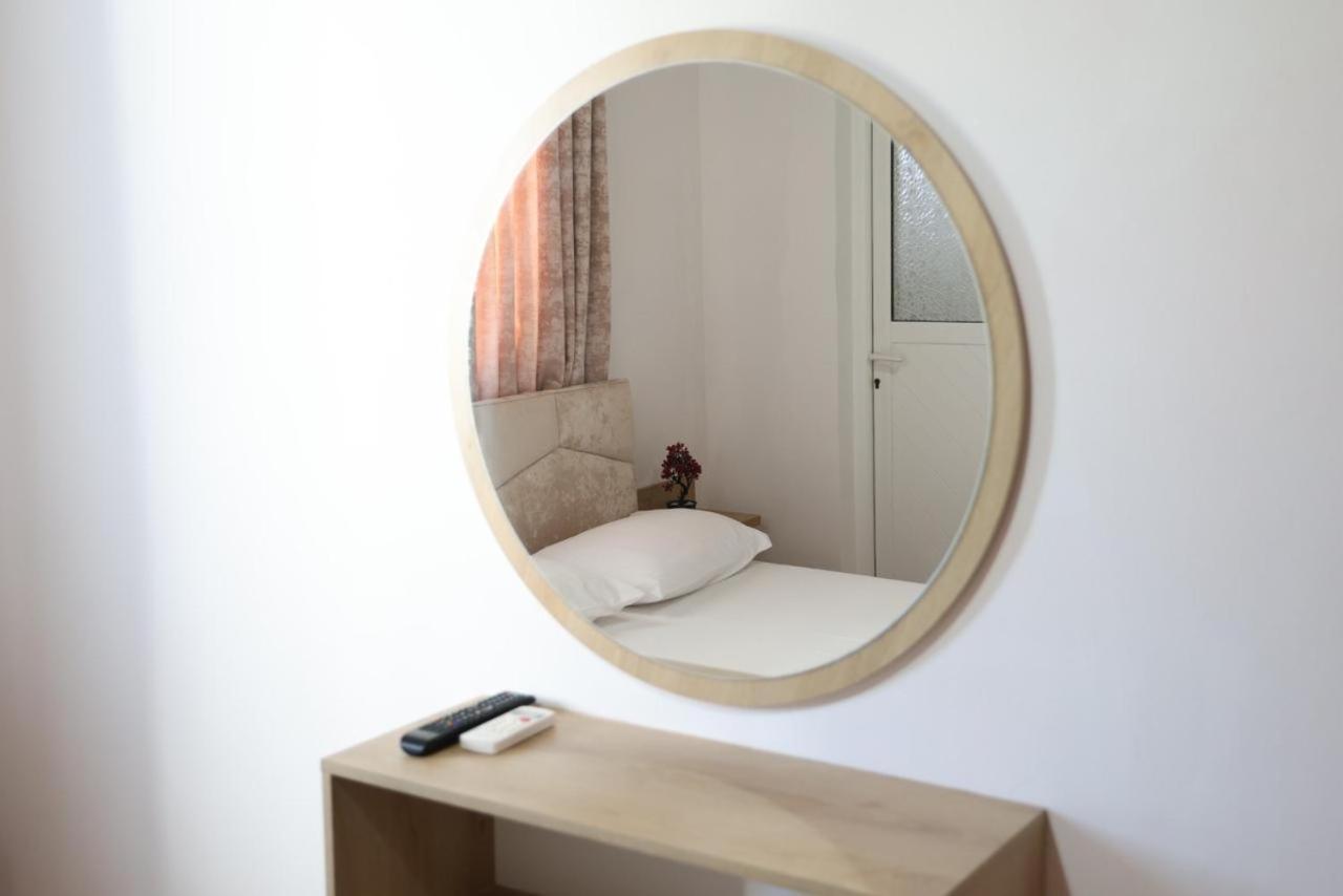Apartments Villa Luti Stjar Екстер'єр фото