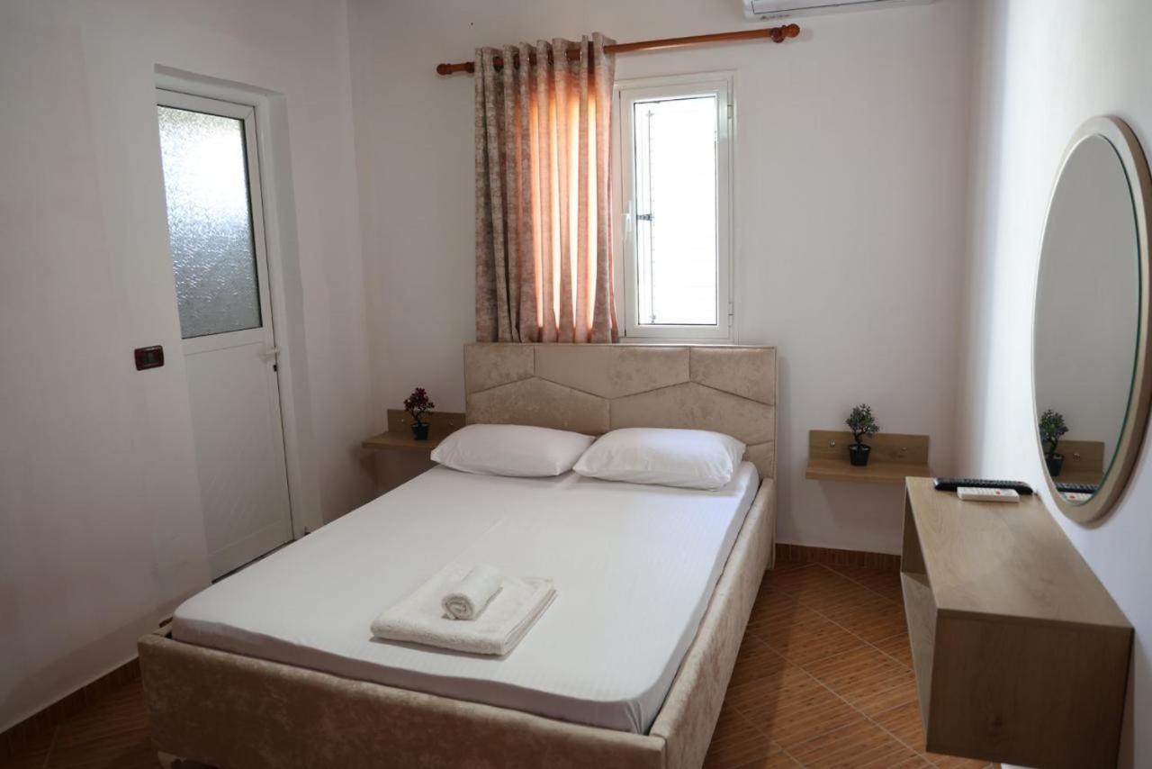 Apartments Villa Luti Stjar Екстер'єр фото